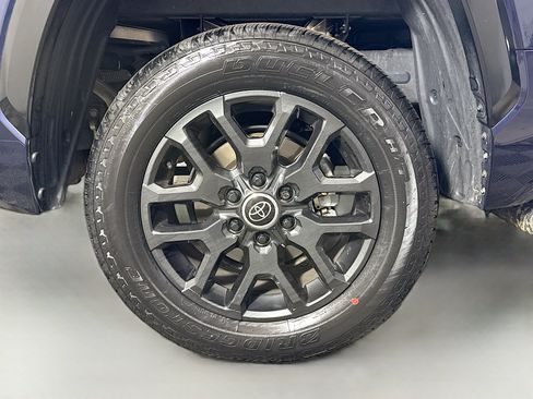 Certified 2024 Toyota Tundra Platinum AWD/4WD image 30