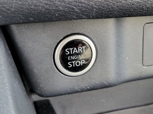 Used 2023 Nissan Rogue SV w/ SV Premium B Package image 29