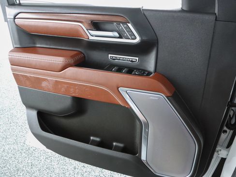 Used 2025 GMC Sierra 1500 Denali Ultimate image 27