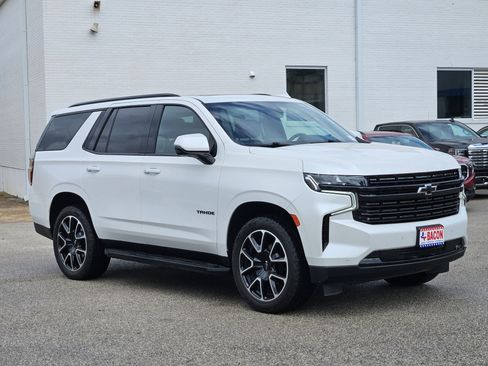 Used 2022 Chevrolet Tahoe RST w/ Luxury Package RWD image 3