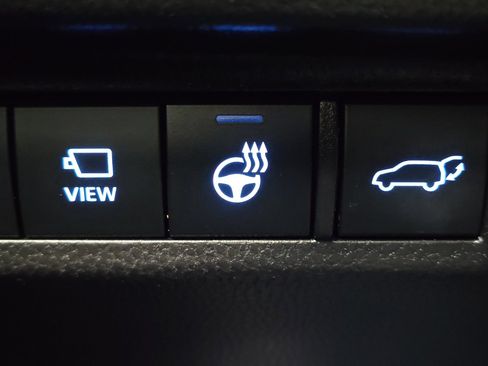 Used 2021 Toyota RAV4 Limited image 27