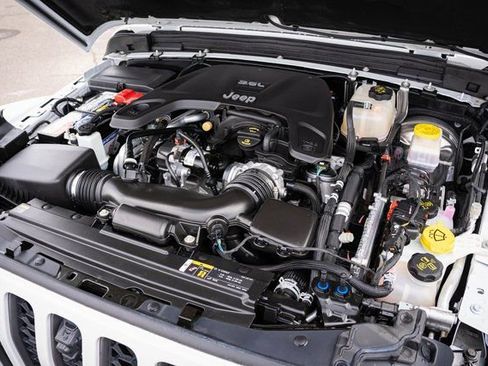 Used 2021 Jeep Wrangler Unlimited Rubicon image 36