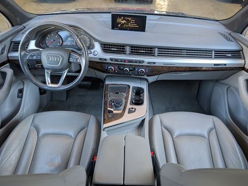Used 2019 Audi Q7 2.0T Premium w/ Convenience Package AWD/4WD image 3