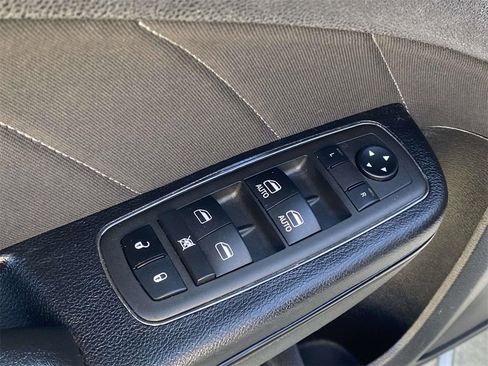 Used 2022 Dodge Charger R/T w/ Blacktop Package image 20