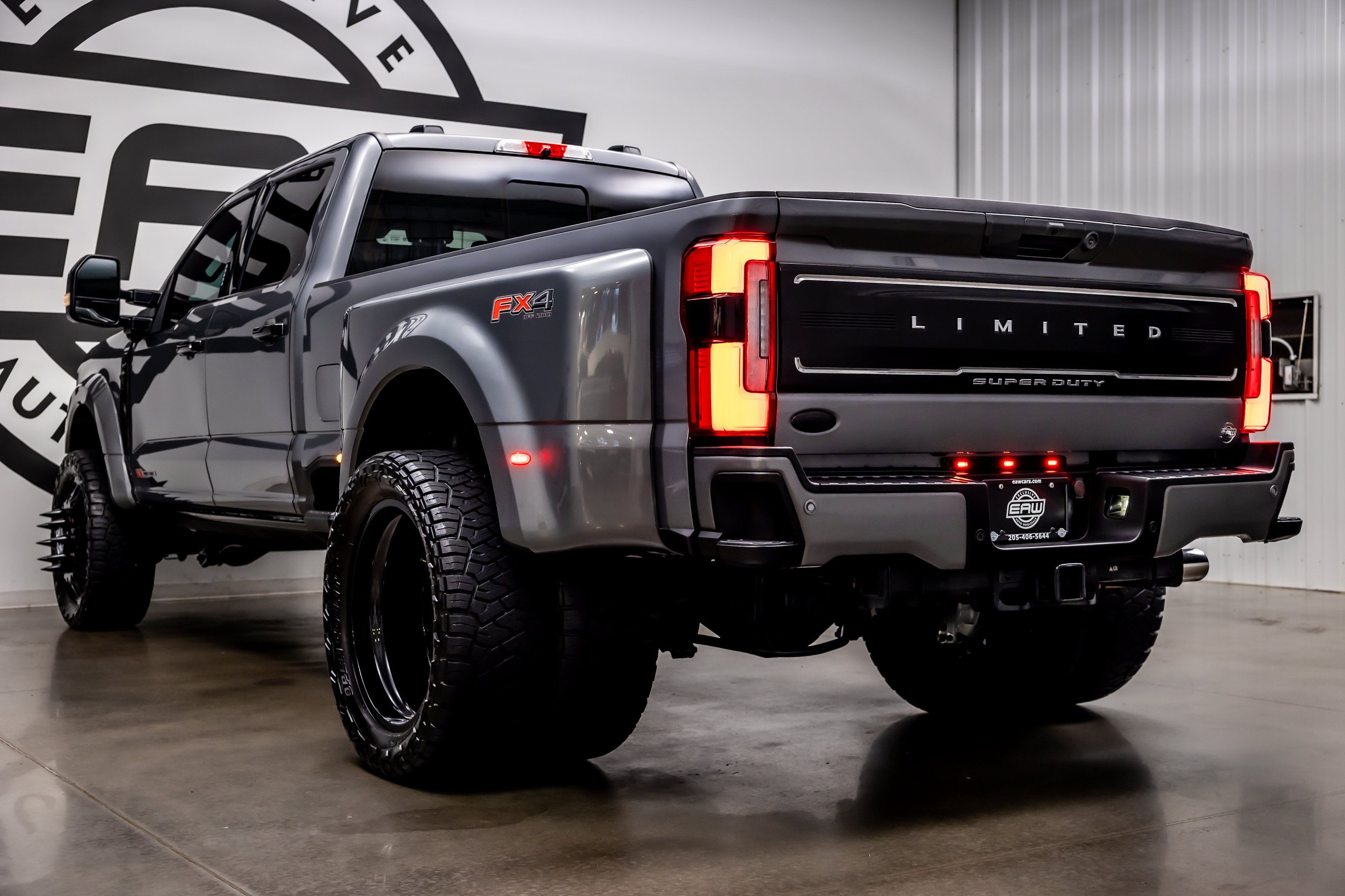 Used 2024 Ford F450 Limited w/ FX4 Off-Road Package AWD/4WD image 39