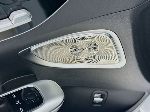 Certified 2025 Mercedes-Benz C 300 Sedan image 20