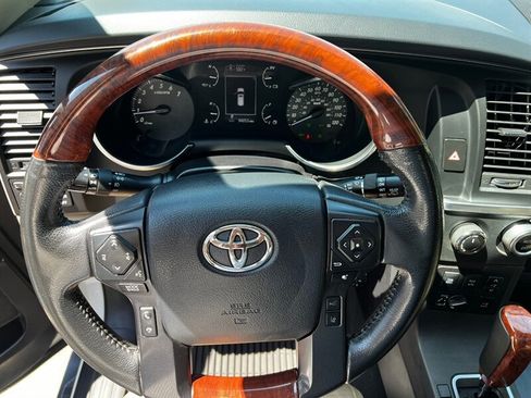 Used 2019 Toyota Sequoia Platinum w/ Carpet Mat Package (TMS) AWD/4WD image 44