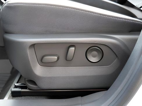 New 2026 Buick Envision Sport Touring image 21