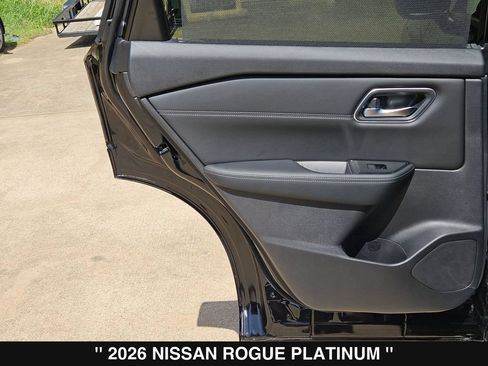 New 2026 Nissan Rogue Platinum AWD/4WD image 18