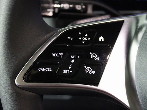 Certified 2026 Mercedes-Benz GLC 300 4MATIC image 18