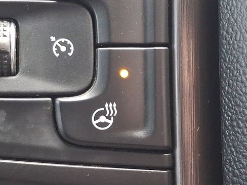 Used 2021 GMC Sierra 2500 AT4 w/ AT4 Preferred Package image 26