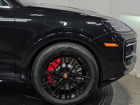 New 2026 Porsche Cayenne GTS AWD/4WD image 11