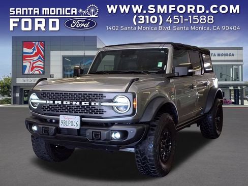 Used 2022 Ford Bronco Badlands w/ Sasquatch Package AWD/4WD image 1