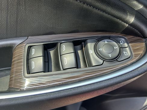 Used 2017 Chevrolet Malibu Premier w/ Premier Sun and Wheel Package FWD image 17