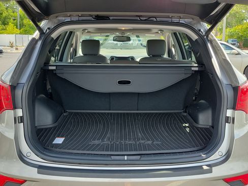 Used 2017 Hyundai Santa Fe Sport FWD image 12