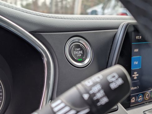 Used 2022 Chevrolet Blazer LT image 19