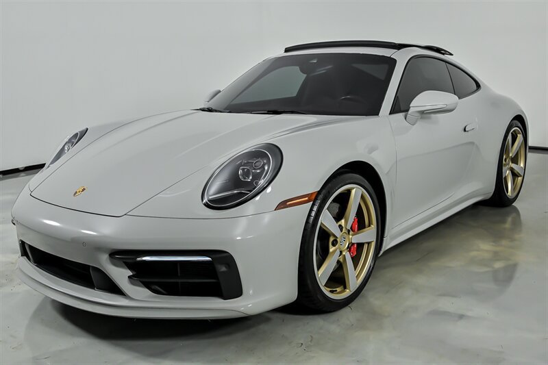 Used 2020 Porsche 911 Carrera S RWD image 6