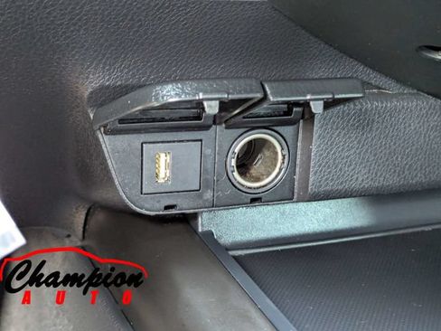 Used 2021 Toyota Camry LE FWD image 23