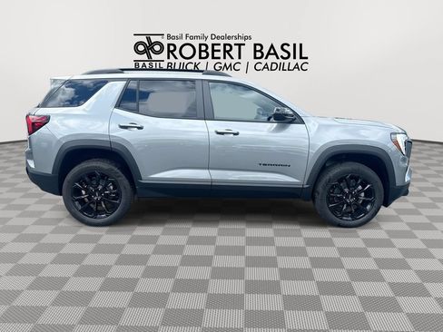 New 2027 GMC Terrain Elevation w/ Elevation Premium Package AWD/4WD image 9