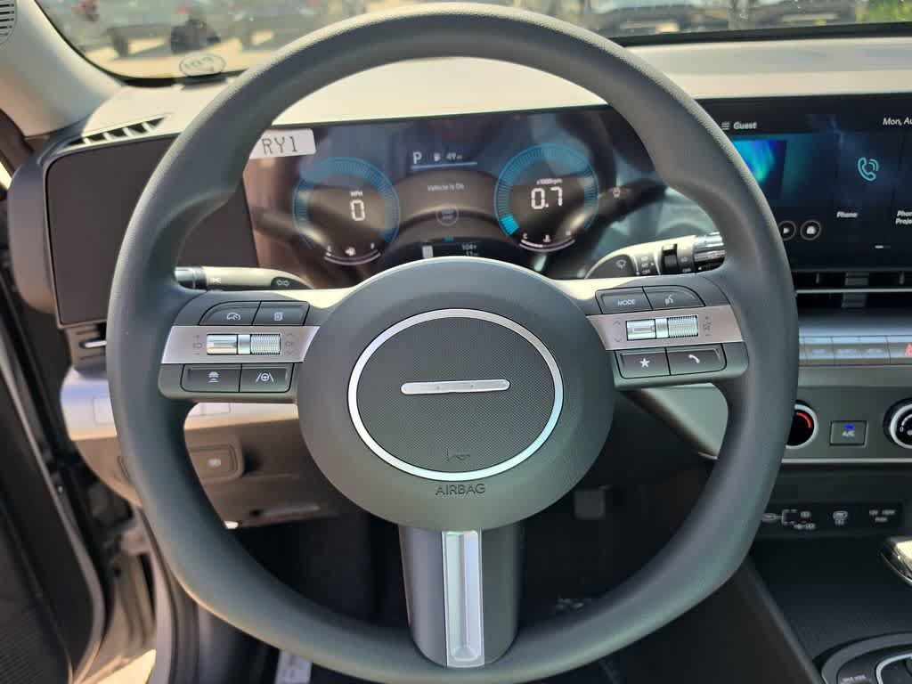 New 2027 Hyundai Kona SE FWD image 23