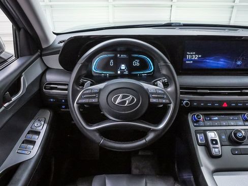 Certified 2025 Hyundai Palisade SEL FWD image 20