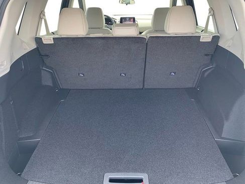 New 2026 Nissan Rogue SV w/ SV Premium Package FWD image 27