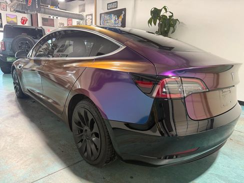 Used 2018 Tesla Model 3 Long Range image 4