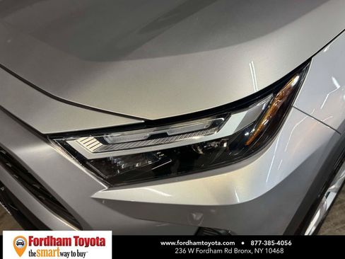 Used 2023 Toyota RAV4 LE AWD/4WD image 8