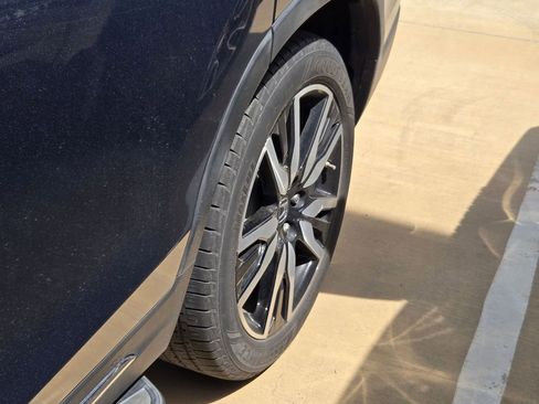 Used 2019 Honda Pilot Touring image 18