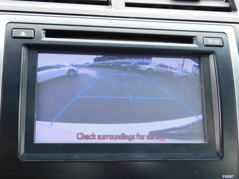 Used 2012 Toyota Camry XLE w/ Leather Pkg FWD image 12