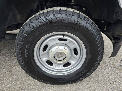 Used 2019 Ford F250 XL w/ Power Equipment Group AWD/4WD image 30