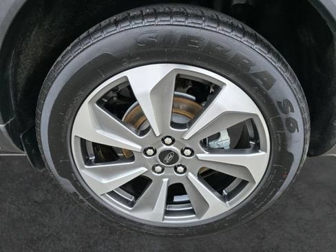 Used 2025 Ford Escape Platinum AWD/4WD image 13