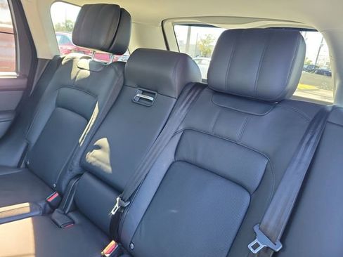 Used 2019 Land Rover Range Rover Long Wheelbase Supercharged image 9