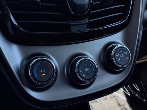 Used 2020 Chevrolet Spark LS image 10