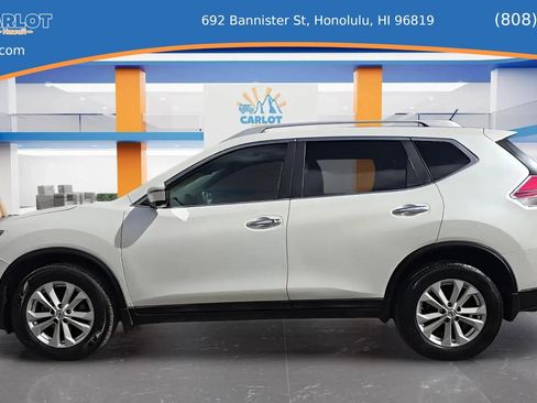 Used 2016 Nissan Rogue SV w/ SV Premium Package FWD image 11