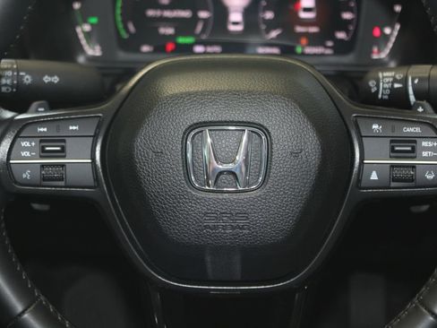 Certified 2025 Honda Accord EX-L image 10