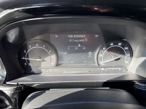 Certified 2022 Lincoln Corsair FWD w/ Equipment Group 101A image 29