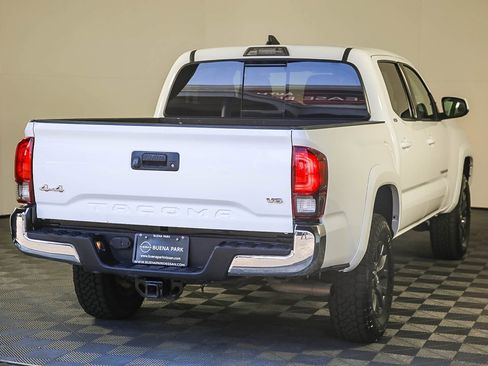 Used 2022 Toyota Tacoma SR5 image 8