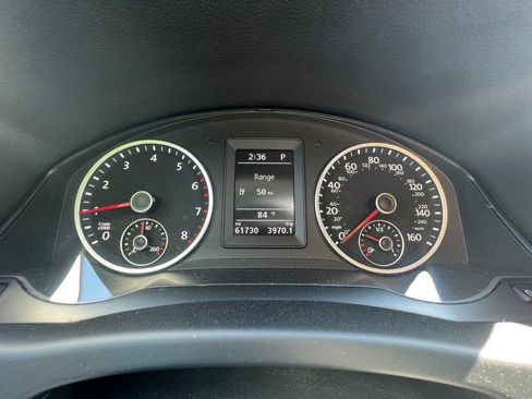 Used 2017 Volkswagen Tiguan S AWD/4WD image 15