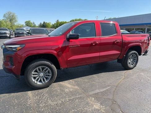 New 2026 Chevrolet Colorado LT w/ LT Convenience Package AWD/4WD image 7