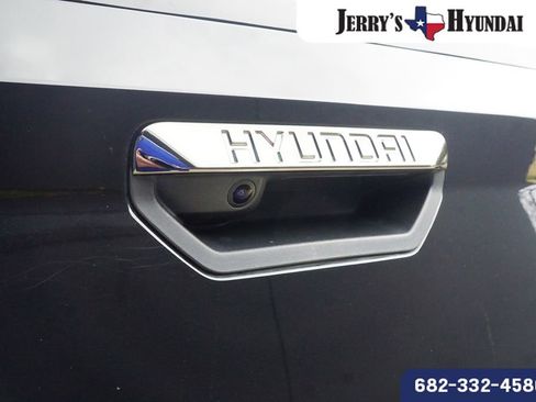 Certified 2022 Hyundai Santa Cruz Limited w/ Cargo Package image 23