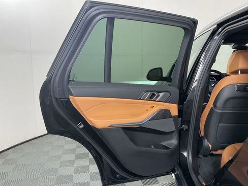 Certified 2024 BMW X5 sDrive40i w/ Premium Package image 25