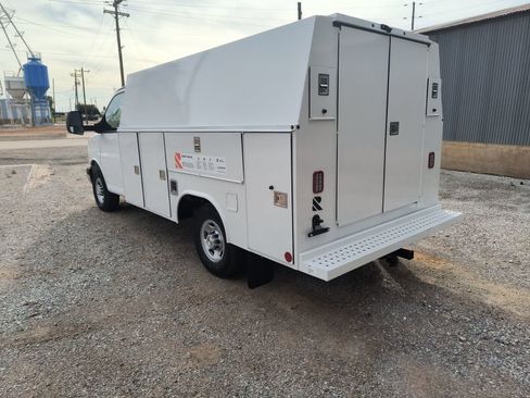 New 2025 Chevrolet Express 3500 w/ Power Convenience Package RWD image 2