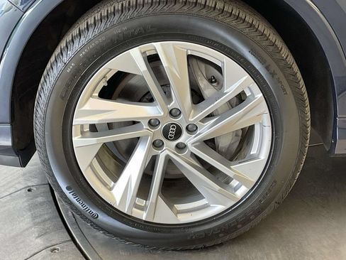 Certified 2023 Audi Q7 2.0T Premium Plus AWD/4WD image 11