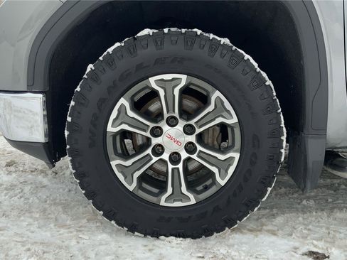 Used 2020 GMC Sierra 1500 SLE w/ X31 Off-Road Package image 26