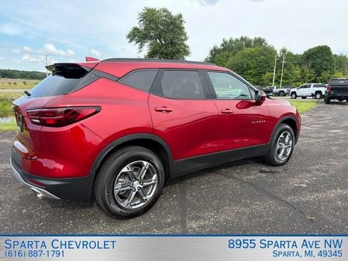 Used 2024 Chevrolet Blazer LT w/ LPO, Cargo Package AWD/4WD image 4