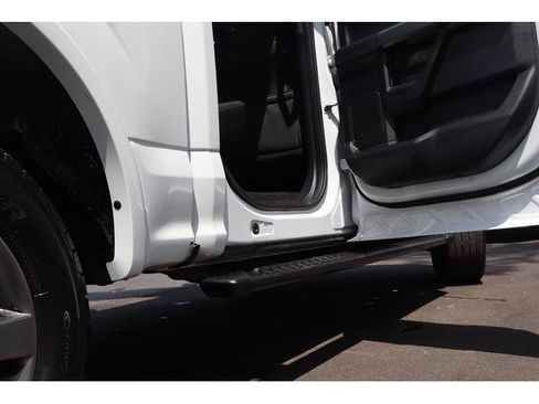 Used 2016 Ford F150 XLT w/ Equipment Group 302A Luxury AWD/4WD image 26