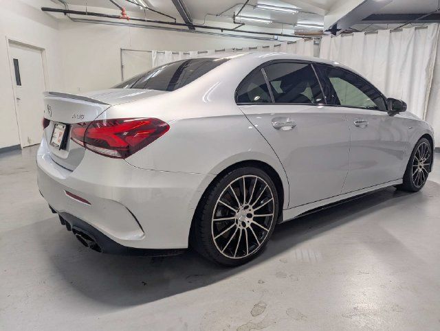 Used 2021 Mercedes-Benz A 35 AMG 4MATIC image 3