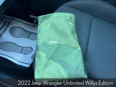 Used 2022 Jeep Wrangler Unlimited Sport AWD/4WD image 32