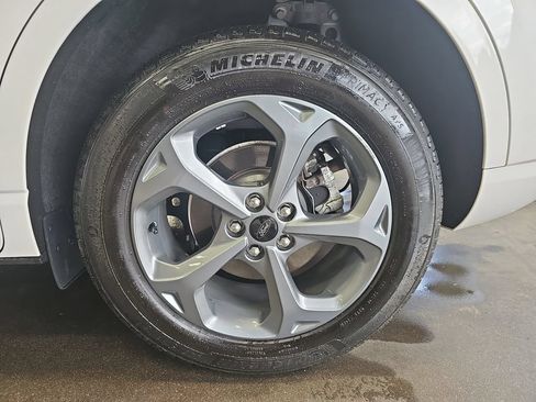 Used 2023 Ford Escape ST-Line w/ Tech Pack #1 FWD image 32